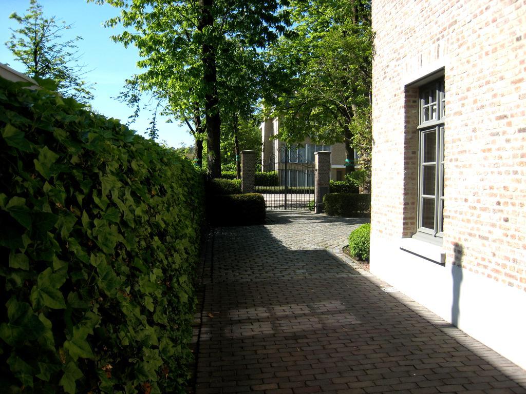 Under Oaks Westmalle Exterior foto